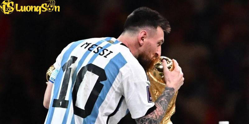 AM trong bóng đá là gì? Messi chính là cái tên nổi bật