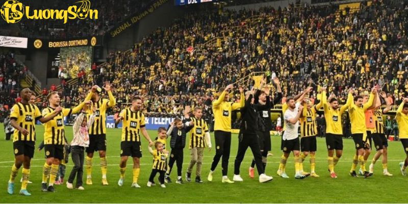 Dortmund tập hợp cầu thủ lừng danh
